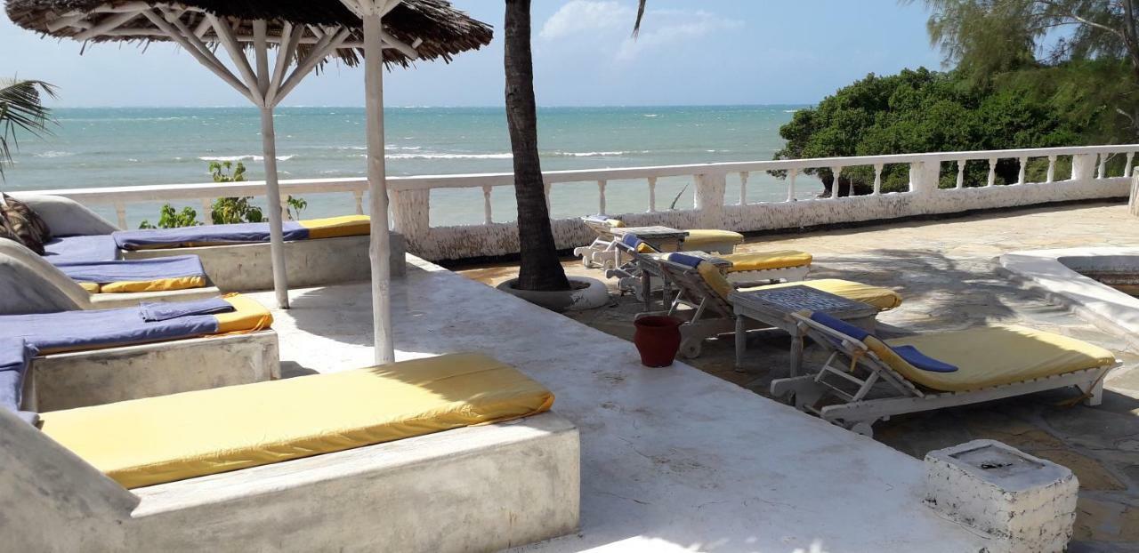 Tamu Beach Resort Malindi Bagian luar foto